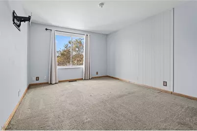 231 Deepwood Drive, Wadsworth, OH 44281 - Photo 30