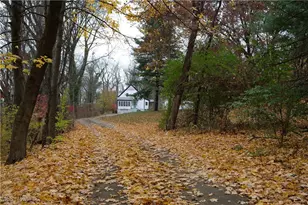 3246 Stimson Rd, Barberton, OH 44203 - Photo 2