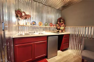 1313 Arner Rd, Chester, WV 26034 - Photo 34