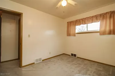 3057 S Meridian Road, Youngstown, OH 44511 - Photo 18