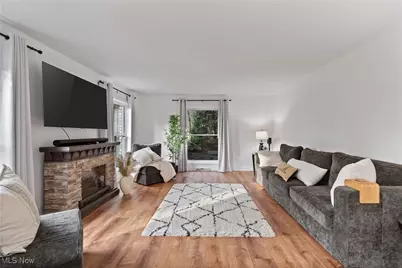 3675 Country Club Drive, Silver Lake, OH 44224 - Photo 14