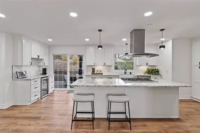 3675 Country Club Drive, Silver Lake, OH 44224 - Photo 8