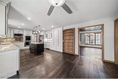 2675 Deer Run, Willoughby Hills, OH 44094 - Photo 8