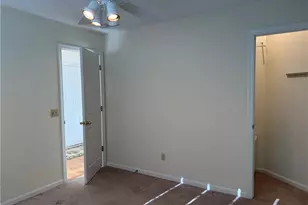 318 Buttermere Ln, Amherst, OH 44001 - Photo 24