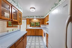 1123 Minellen Dr, Bridgeport, OH 43912 - Photo 8