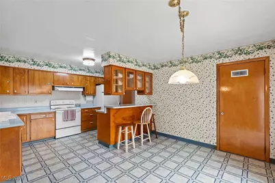 1123 Minellen Drive, Bridgeport, OH 43912 - Photo 12