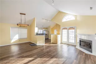 31 Vista Cir, North Olmsted, OH 44070 - Photo 6