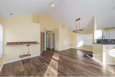 31 Vista Circle, North Olmsted, OH 44070 - Photo 4