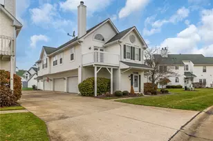 31 Vista Cir, North Olmsted, OH 44070 - Photo 2