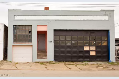 516 W 48th Street, Ashtabula, OH 44004 - Photo 2