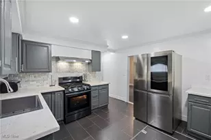 1607 E 34th St, Loveland, OH 44114 - Photo 18