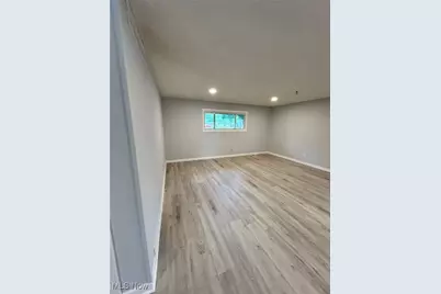 1304 Brookdale Lane, Kent, OH 44240 - Photo 6