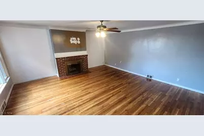 19201 Genesee Road, Euclid, OH 44117 - Photo 2