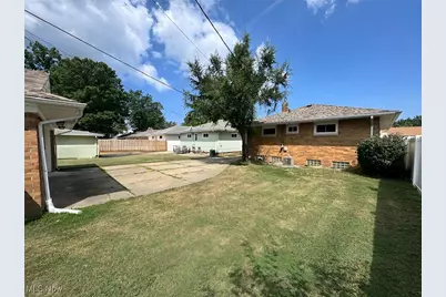 28642 Forest Road, Willowick, OH 44095 - Photo 6