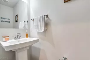 3313 Jackson Park Dr NW, Massillon, OH 44646 - Photo 4