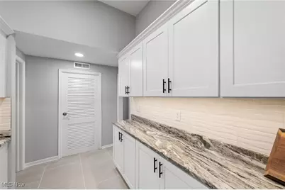 1301 N Main Street, Amherst, OH 44001 - Photo 16