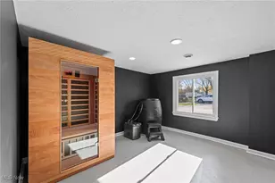 1301 N Main St, Amherst, OH 44001 - Photo 30