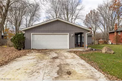 6522 Miller Drive, North Ridgeville, OH 44039 - Photo 2