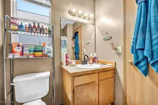 967 Russell Ave, Akron, OH 44307 - Photo 18