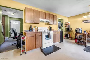 967 Russell Ave, Akron, OH 44307 - Photo 14