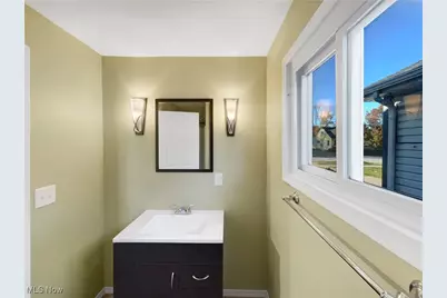 3835 E 364th Street, Willoughby, OH 44094 - Photo 12