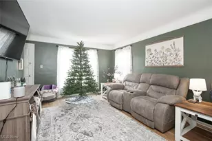 25151 Zeman Ave, Euclid, OH 44132 - Photo 6