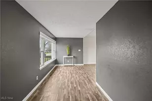 815 Park St, Willard, OH 44890 - Photo 2