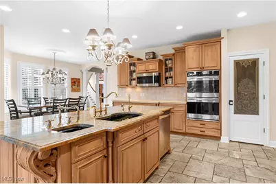 1030 Torrey Pines Street NE, Warren, OH 44484 - Photo 10