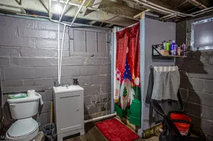 136 Charles Ave SE, Warren, OH 44483 - Photo 24