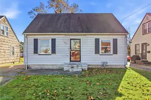 827 E Avondale Ave, Youngstown, OH 44502 - Photo 2