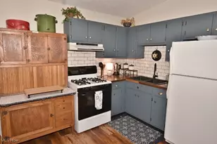 1186 Lincoln St SW, Sherrodsville, OH 44675 - Photo 26