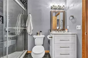 1393 Waters Edge Dr, Akron, OH 44313 - Photo 34