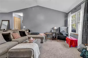 1393 Waters Edge Dr, Akron, OH 44313 - Photo 10