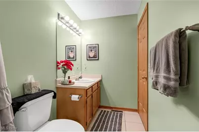 1393 Waters Edge Drive, Akron, OH 44313 - Photo 28