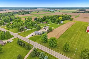 6395 Easton St NE, Louisville, OH 44641 - Photo 42