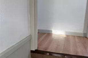 213 George St, Elyria, OH 44035 - Photo 4