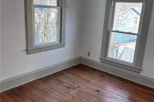 213 George St, Elyria, OH 44035 - Photo 2