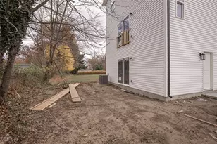 1053 Peach Blvd, Willoughby, OH 44094 - Photo 28