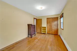 881 Shullo Dr, Akron, OH 44313 - Photo 22