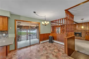 881 Shullo Dr, Akron, OH 44313 - Photo 14