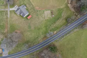 8546 Mapleton St SE, East Canton, OH 44730 - Photo 14