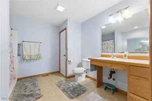 8546 Mapleton St SE, East Canton, OH 44730 - Photo 32