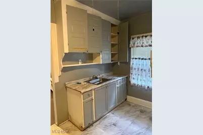 12524 Union Avenue, Loveland, OH 44105 - Photo 2