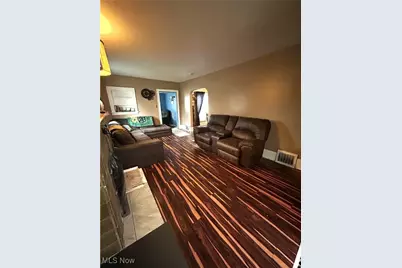 3219 10th Street NW, Canton, OH 44708 - Photo 2