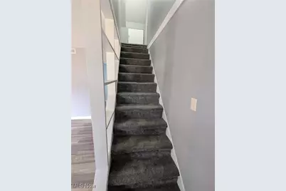 2289 Bailey Road, Cuyahoga Falls, OH 44221 - Photo 8