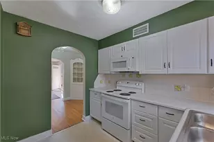 30 Upland Ave, Youngstown, OH 44505 - Photo 18