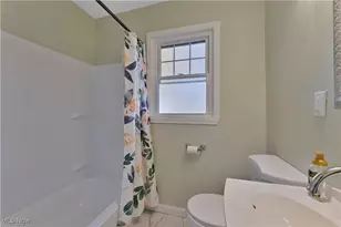 30 Upland Ave, Youngstown, OH 44505 - Photo 14