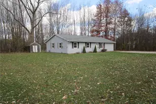 214 Ashtabula Point, Roaming Shores, OH 44084 - Photo 4