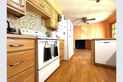 737 Dunny Avenue, Sheffield Lake, OH 44054 - Photo 12