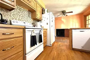 737 Dunny Ave, Sheffield Lake, OH 44054 - Photo 12